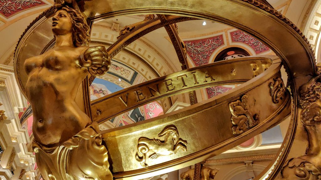 Giới Hạn Trách Nhiệm và Miễn Trừ Trách Nhiệm